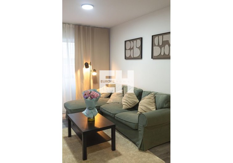 Wiederverkauf - Wohnung - Torrevieja - Centro