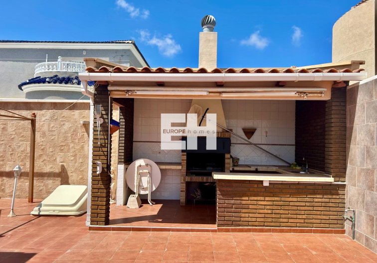 Resale - villa - Torrevieja - San Luis