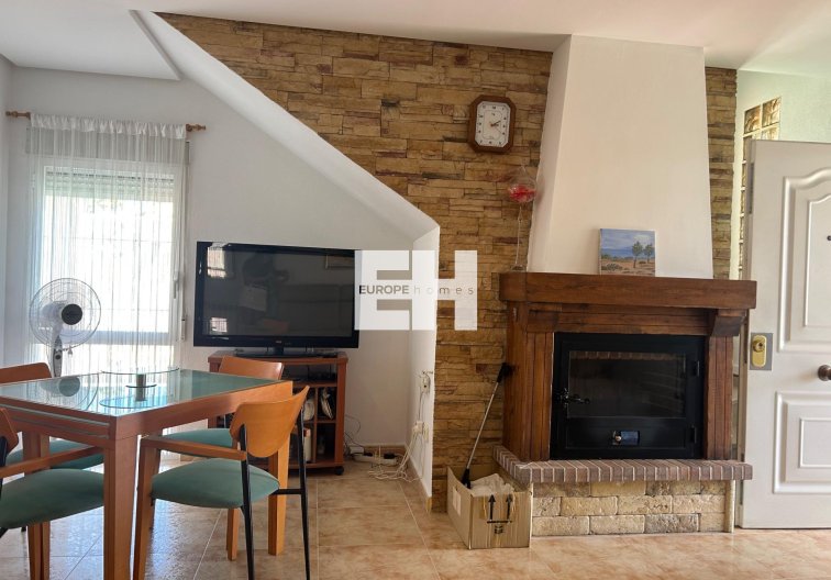 Resale - villa - Torrevieja - San Luis