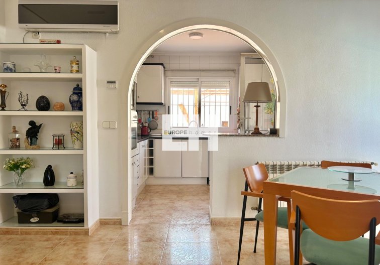 Resale - villa - Torrevieja - San Luis