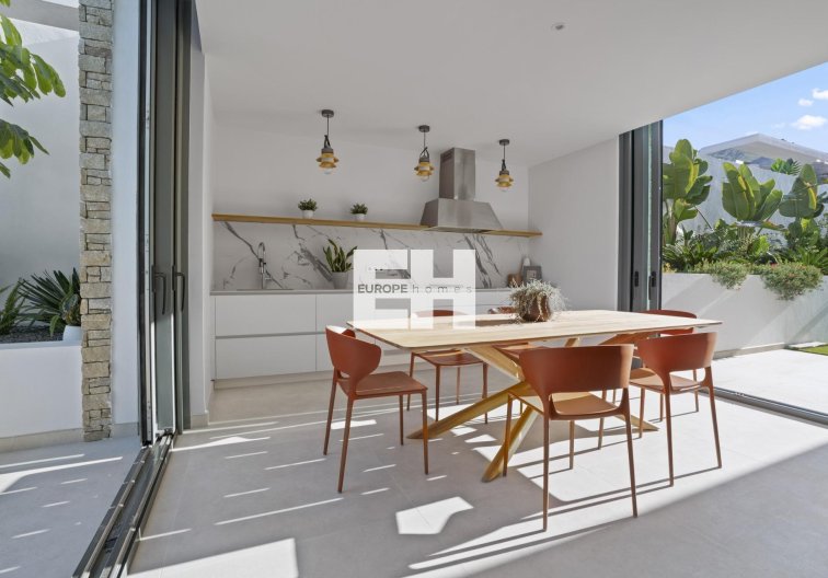 Neubau - villa - Benidorm - Rincón De Loix