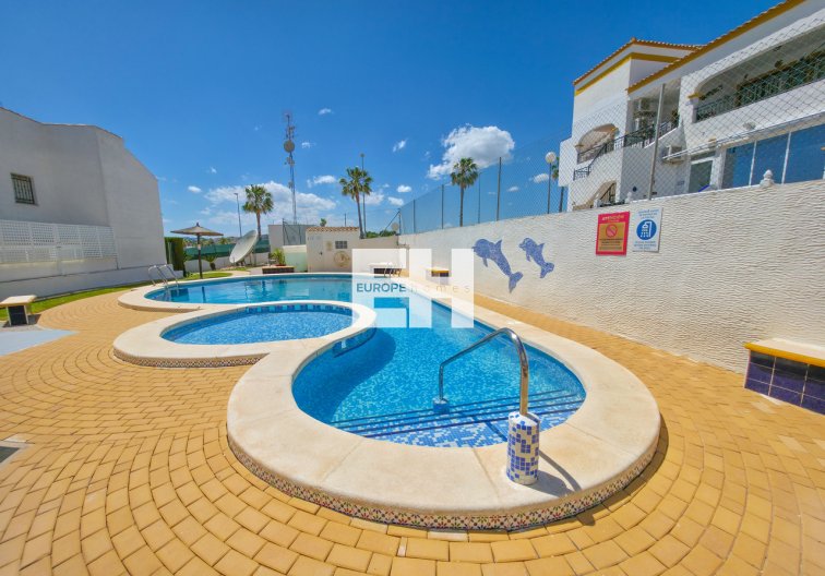 Segunda mano - Apartamento  - Vistabella Golf Entre Naranjos - Inland