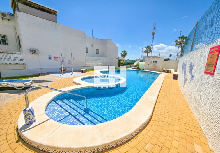 Segunda mano - Apartamento  - Vistabella Golf Entre Naranjos - Inland