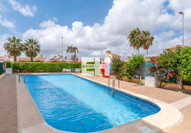 Segunda mano - Apartamento  - Orihuela Costa - Costa Blanca
