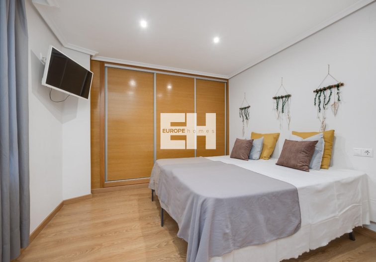 Wiederverkauf - Wohnung - Torrevieja - Centro