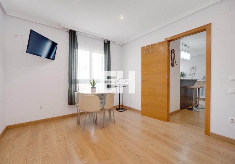 Wiederverkauf - Wohnung - Torrevieja - Centro