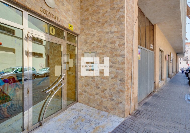Wiederverkauf - Wohnung - Torrevieja - Centro