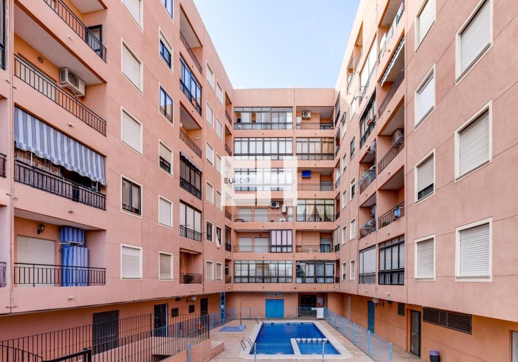 Wiederverkauf - Wohnung - Torrevieja - Centro
