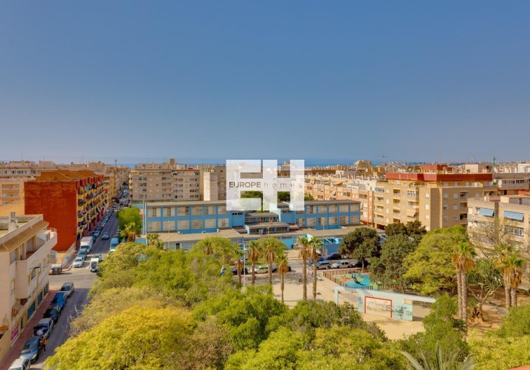 Wiederverkauf - Wohnung - Torrevieja - Centro