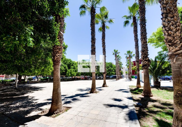 Wiederverkauf - Wohnung - Torrevieja - Centro