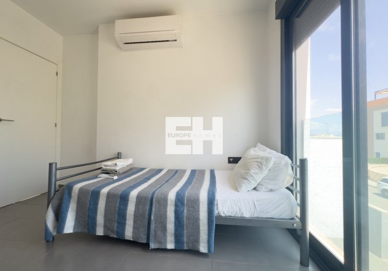 Segunda mano - Apartamento  - La Zenia - Costa Blanca