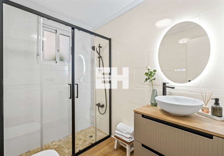 Wiederverkauf - Wohnung - Playa Flamenca - Costa Blanca