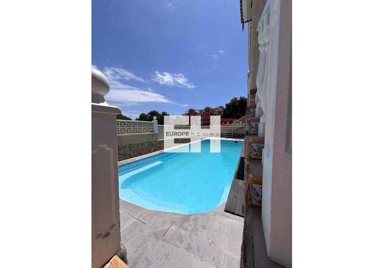 Segunda mano - town house - Villamartin - Costa Blanca