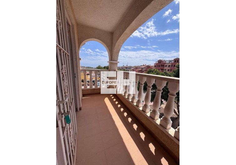 Segunda mano - town house - Villamartin - Costa Blanca