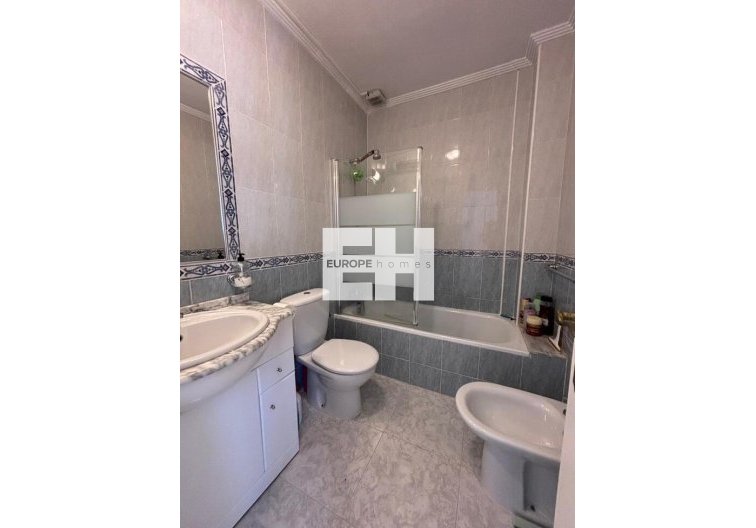 Segunda mano - town house - Villamartin - Costa Blanca