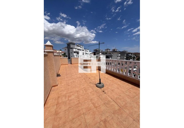 Segunda mano - town house - Villamartin - Costa Blanca