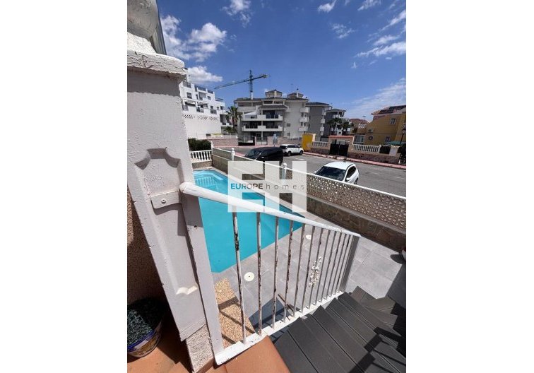 Segunda mano - town house - Villamartin - Costa Blanca