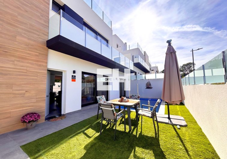 Wiederverkauf - villa - Villamartin - Costa Blanca