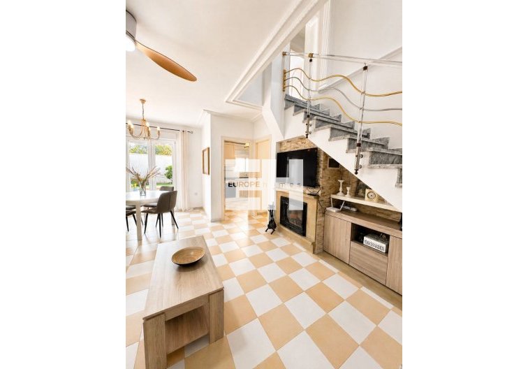 Herverkoop - villa - Torrevieja - Costa Blanca