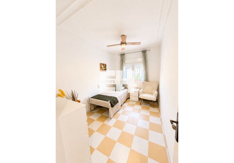 Herverkoop - villa - Torrevieja - Costa Blanca