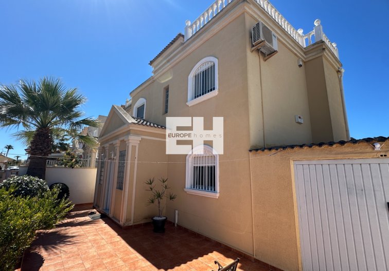 Herverkoop - villa - Torrevieja - Costa Blanca