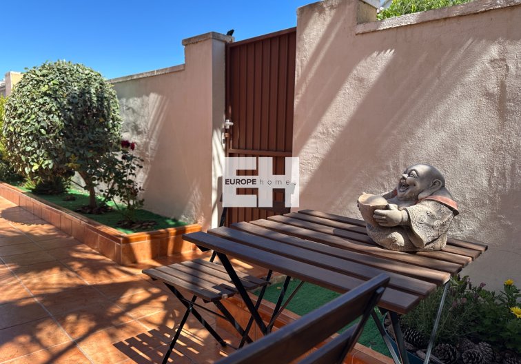 Herverkoop - villa - Torrevieja - Costa Blanca