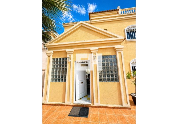 Herverkoop - villa - Torrevieja - Costa Blanca