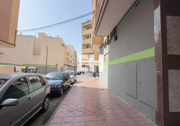 Segunda mano - Apartamento  - Torrevieja - Centro