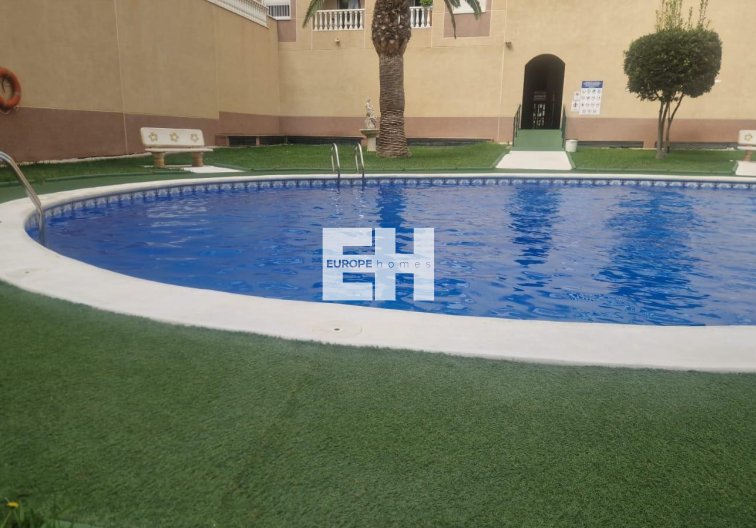 Segunda mano - Apartamento  - Torrevieja - Centro