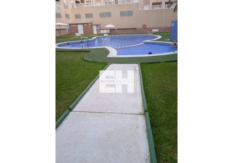 Segunda mano - Apartamento  - Torrevieja - Centro