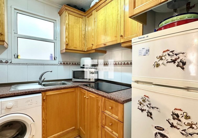 Segunda mano - Apartamento  - Torrevieja - Centro