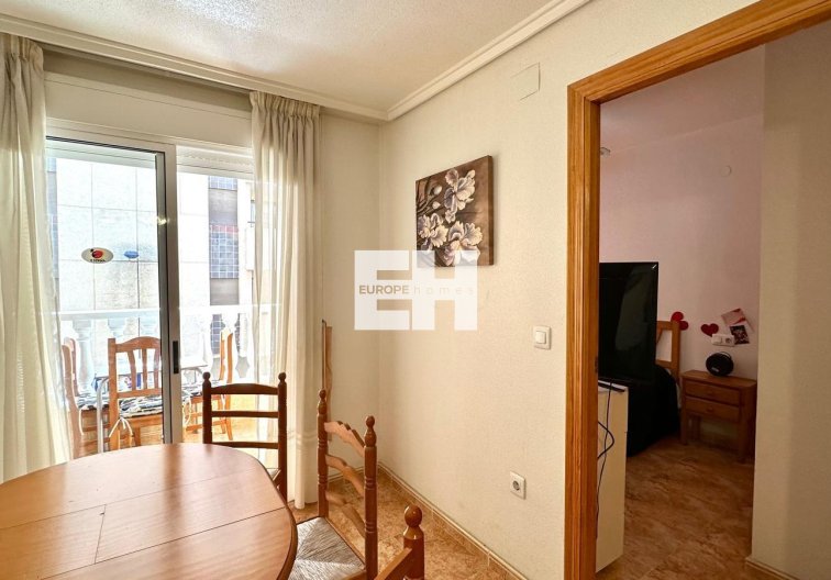 Segunda mano - Apartamento  - Torrevieja - Centro