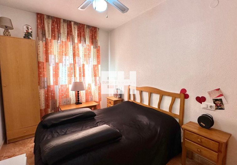 Segunda mano - Apartamento  - Torrevieja - Centro