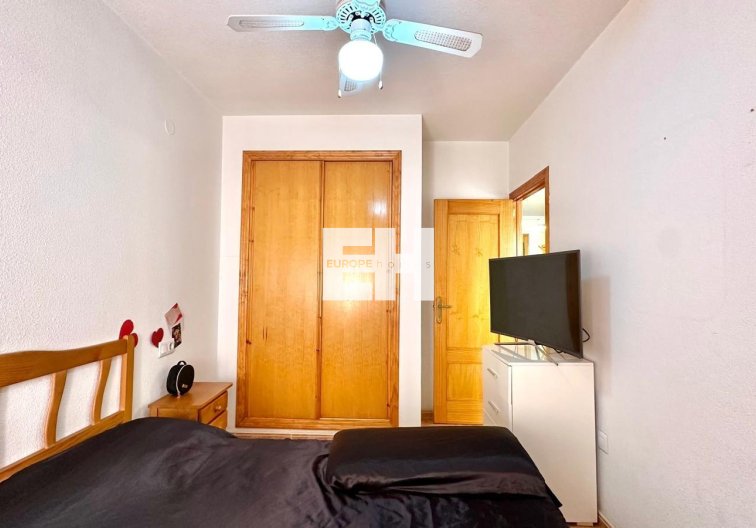 Segunda mano - Apartamento  - Torrevieja - Centro