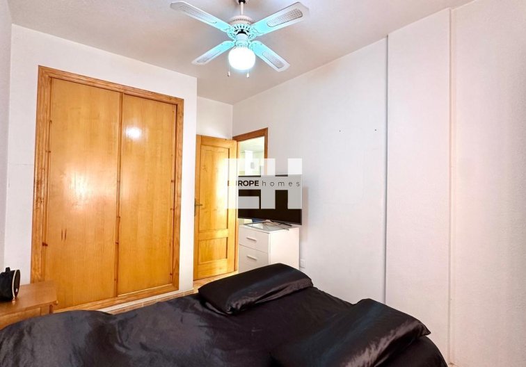Segunda mano - Apartamento  - Torrevieja - Centro