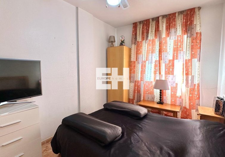 Segunda mano - Apartamento  - Torrevieja - Centro