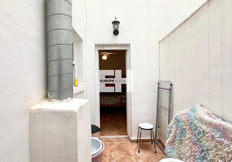 Segunda mano - Apartamento  - Torrevieja - Centro