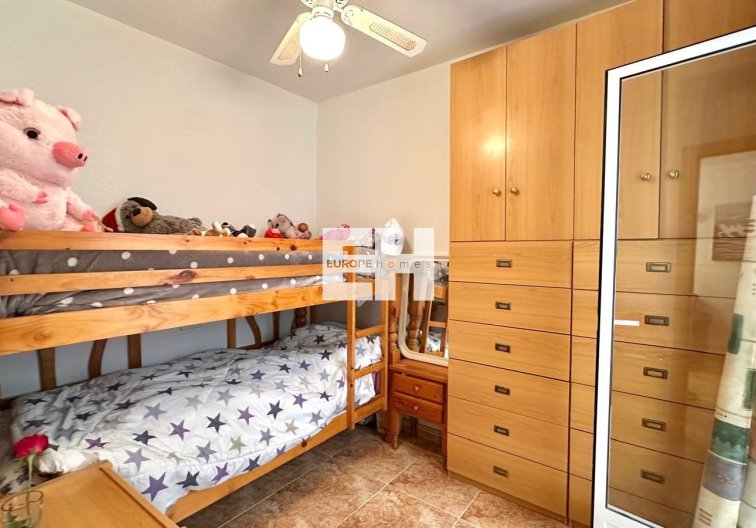 Segunda mano - Apartamento  - Torrevieja - Centro