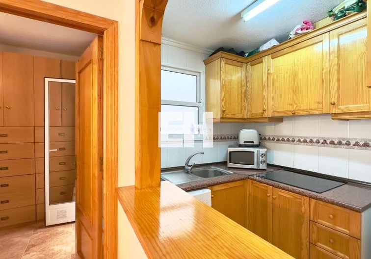 Segunda mano - Apartamento  - Torrevieja - Centro