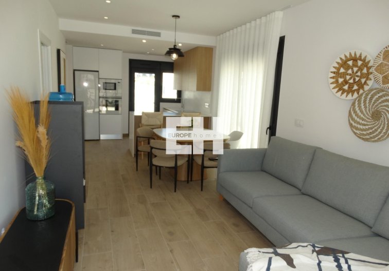 Neubau - Bungalow - Pilar de la Horadada - pueblo