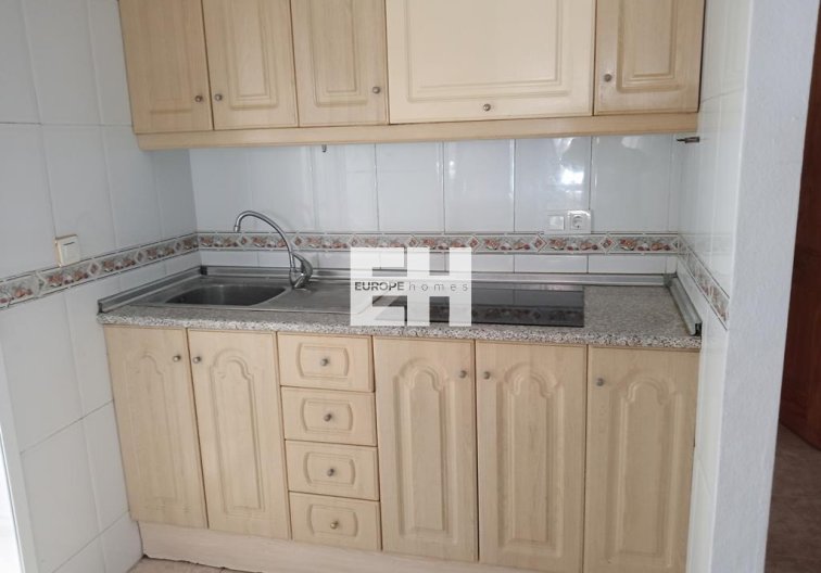 Resale - Apartment - Torrevieja - El Molino