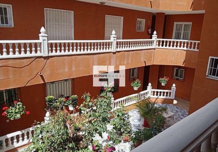 Resale - Apartment - Torrevieja - El Molino