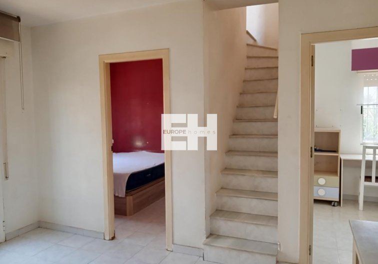 Herverkoop - Duplex - Torrevieja - Carrefour