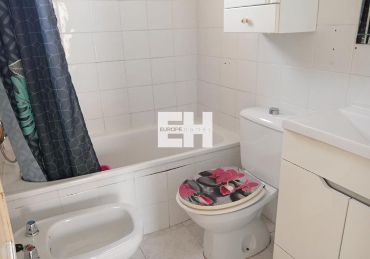 Herverkoop - Duplex - Torrevieja - Carrefour
