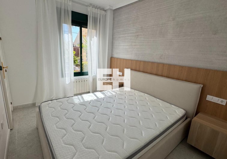 Segunda mano - Apartamento  - Orihuela Costa - Villamartín-las Filipinas