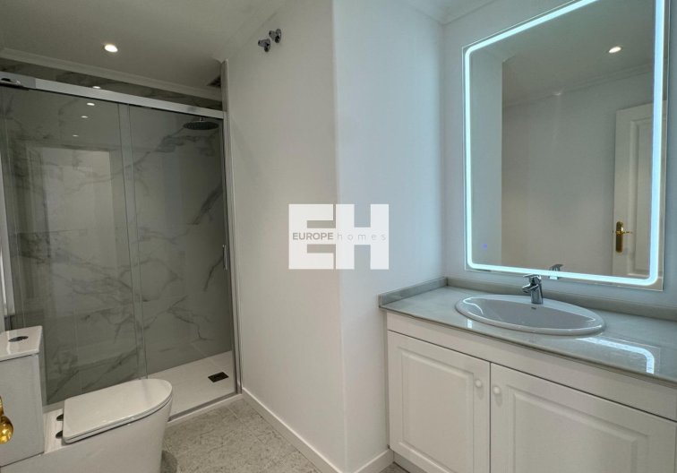 Segunda mano - Apartamento  - Orihuela Costa - Villamartín-las Filipinas
