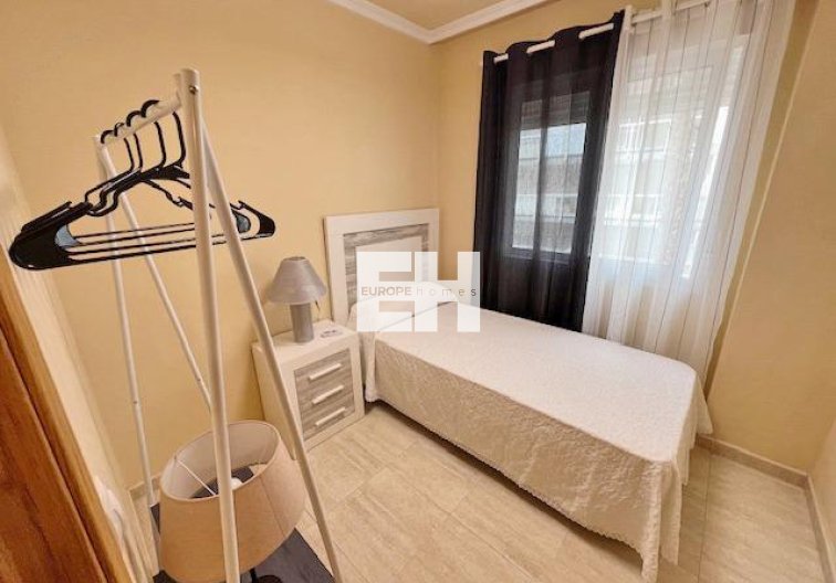 Segunda mano - Apartamento  - Guardamar del Segura - Puerto Deportivo