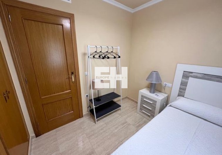 Segunda mano - Apartamento  - Guardamar del Segura - Puerto Deportivo