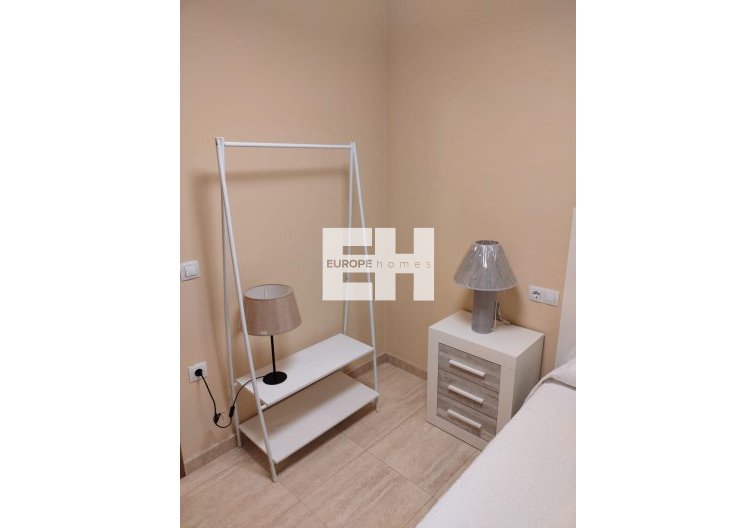 Segunda mano - Apartamento  - Guardamar del Segura - Puerto Deportivo