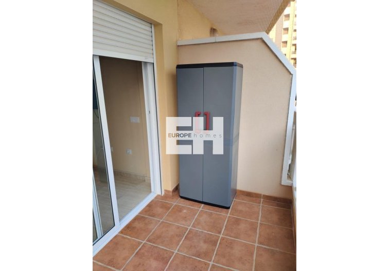 Segunda mano - Apartamento  - Guardamar del Segura - Puerto Deportivo